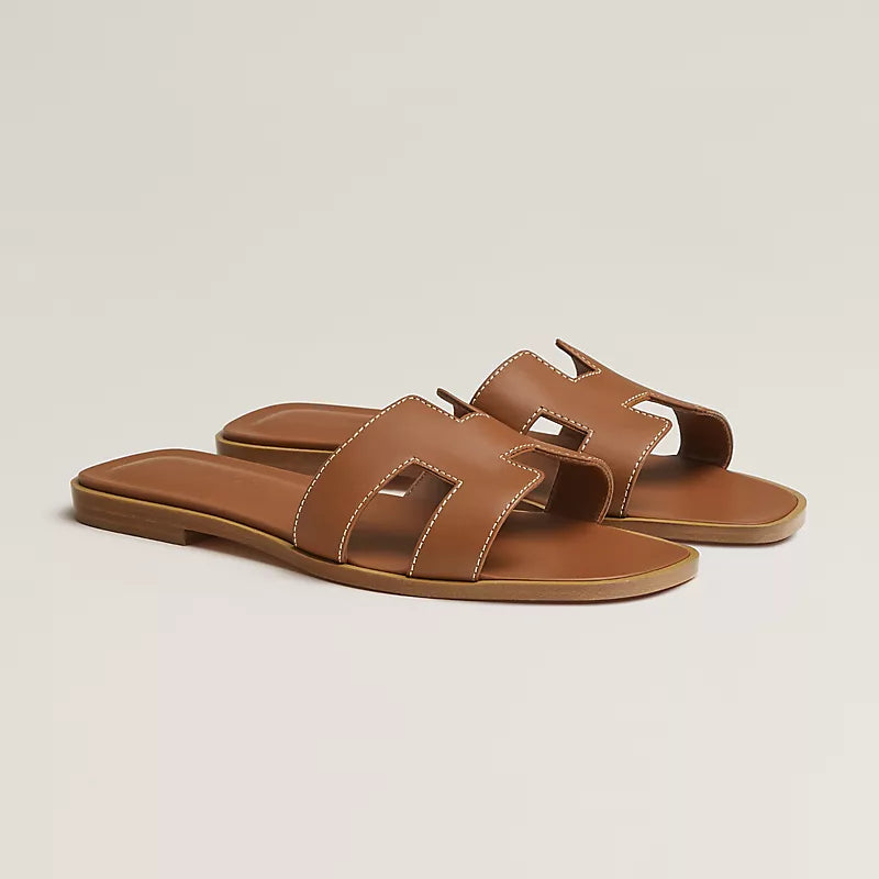 Minimal Double H Logo Slides – Minimal Chic Sandály